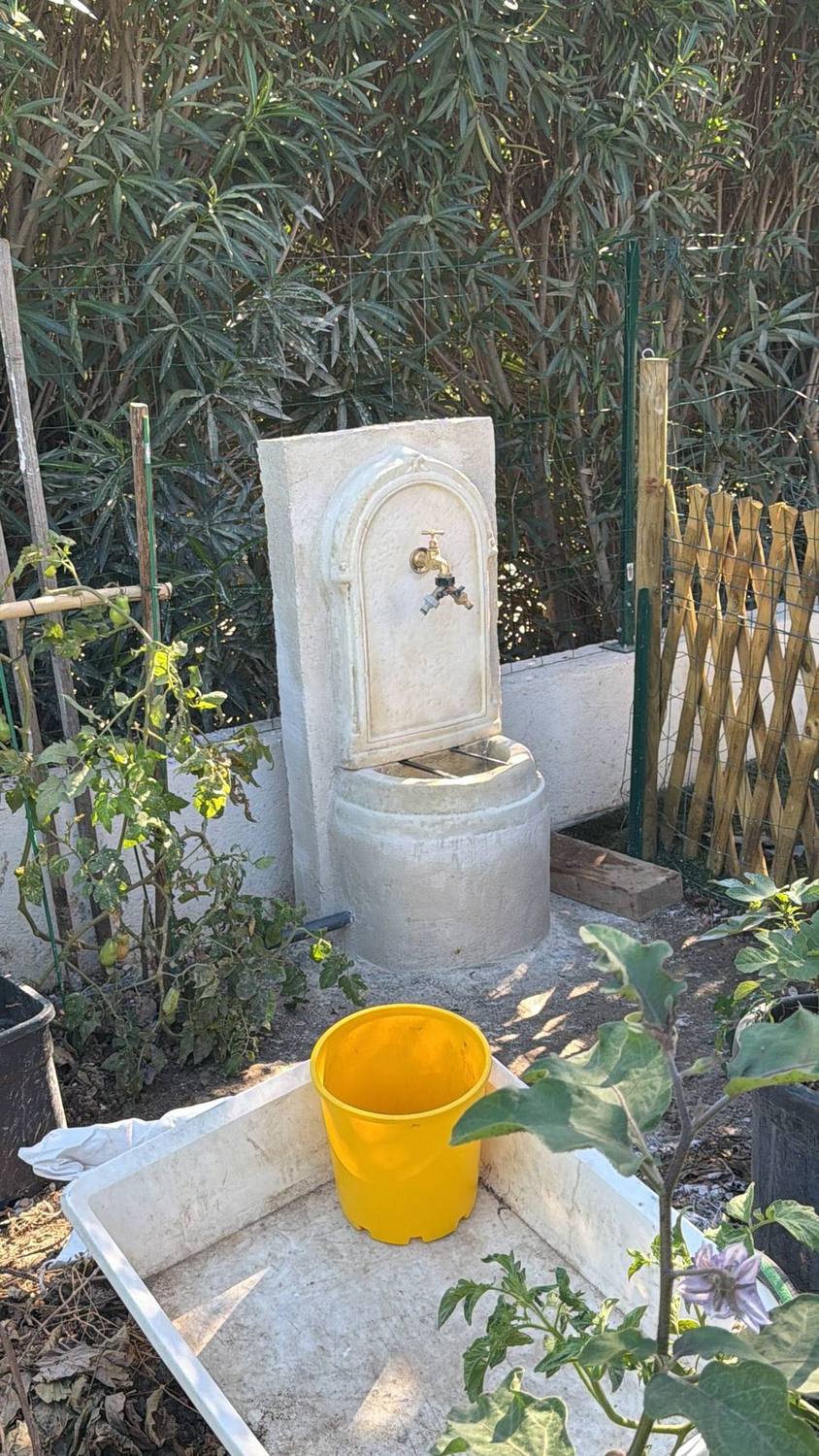 Fontaine en pierre — visuel 3